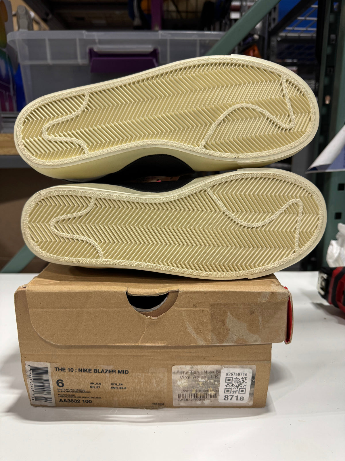 *Conditional* Nike Blazer Mid Off-White (White/Black-Muslin)