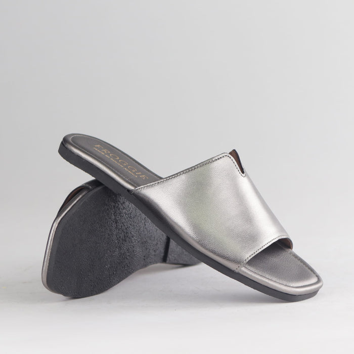 Froggie Shoes Shoes Flat Mule