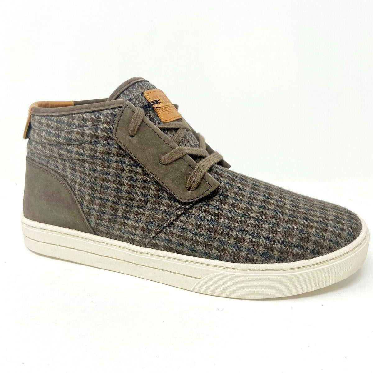 Clae McQueen Umber Nubuck Wool Mens Size 8 Premium Casual Sneakers