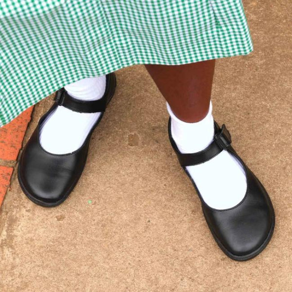 Froggie Girls High-bar School Shoe in Black Size 36-43 - 6610 - close up.