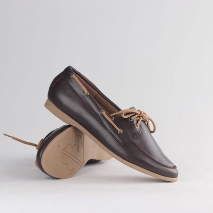 Brown leather Froggie 12971 women’s boat shoe with soft upper, flexible rubber sole, and comfortable everyday wear fit.
