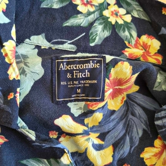 Chemise Hawaïenne Abercrombie & Fitch Bleu Marine Floral — M — 100% Viscose — Très bon état
