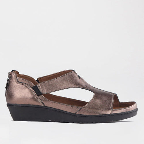 Froggie Shoes Shoes 3 / Lead Metallic / 12707 Close Back T-bar Sandal with Removable Footbed in Lead Metallic - 12707