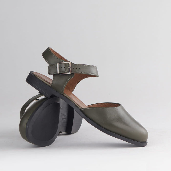 Factory Shop Sandals Froggie Women's Closed-Toe Slingback Sandals- Forest Leather - 13051 - pair.