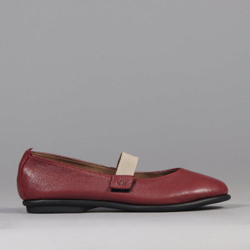 Factory Shop Elasticated Flat Pump in Red - 12648 - single side.