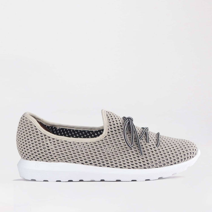 Factory Shop Sneakers 4 / Ice / 13046 Featherlight Sneaker
