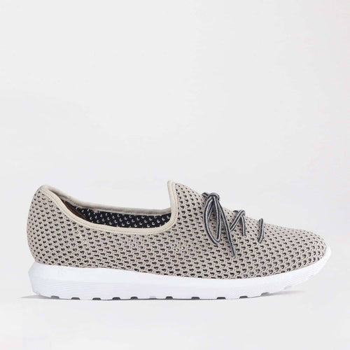 Factory Shop Sneakers 4 / Ice / 13046 Featherlight Sneaker