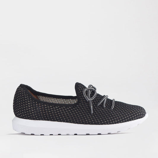 Factory Shop  Froggie Women’s Featherlight Sneaker- Black Woven Fabric- 13046 - side.