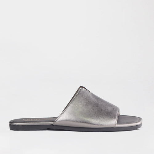 Froggie Shoes Shoes 4 / Pewter / 13086 Flat Mule