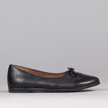 Factory Shop Flat Pump with Bow in Black - 12642 - single side.