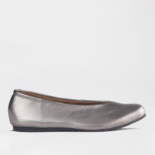 Factory Shop  Froggie Women’s Pump- Pewter Leather- 13039 - side.