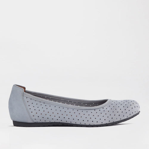 Froggie Shoes Pumps Blue 13094 Flat Punched Pump - side.