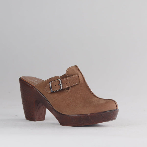 Froggie Women's Clog- Tobacco Nubuk- 12937 - side angle