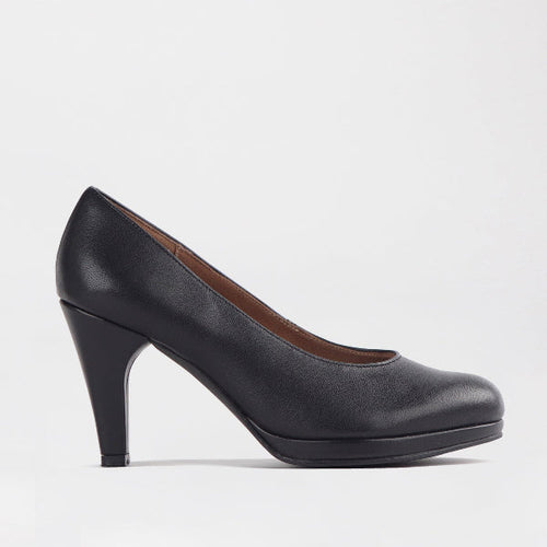 Froggie High Heel Court Shoe in Black- 11790 - single side.
