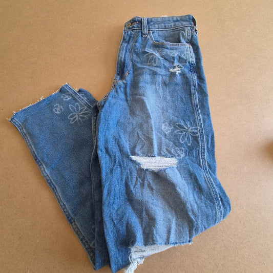 Jean Mom Ultra High-Rise Hollister Vintage Stretch Fleurs Délavées — W26/L27 FR36