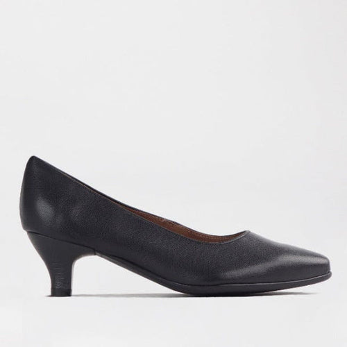 Froggie Kitten heel Court shoe in Black - 10984 - single side.