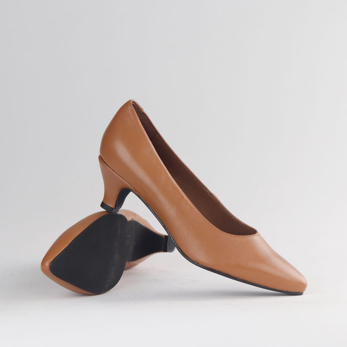 Froggie Shoes Shoes Froggie Women’s Kitten Heel Court Shoe-Tan Leather - 13007