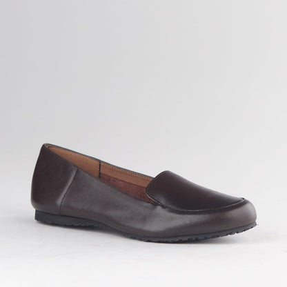 Factory Shop Shoes Froggie Women’s Loafer- Brown Leather-13033 - side angle.