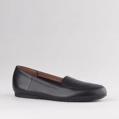 Factory Shop Shoes Froggie Women’s Loafer- Black Leather-13033 - side angle.