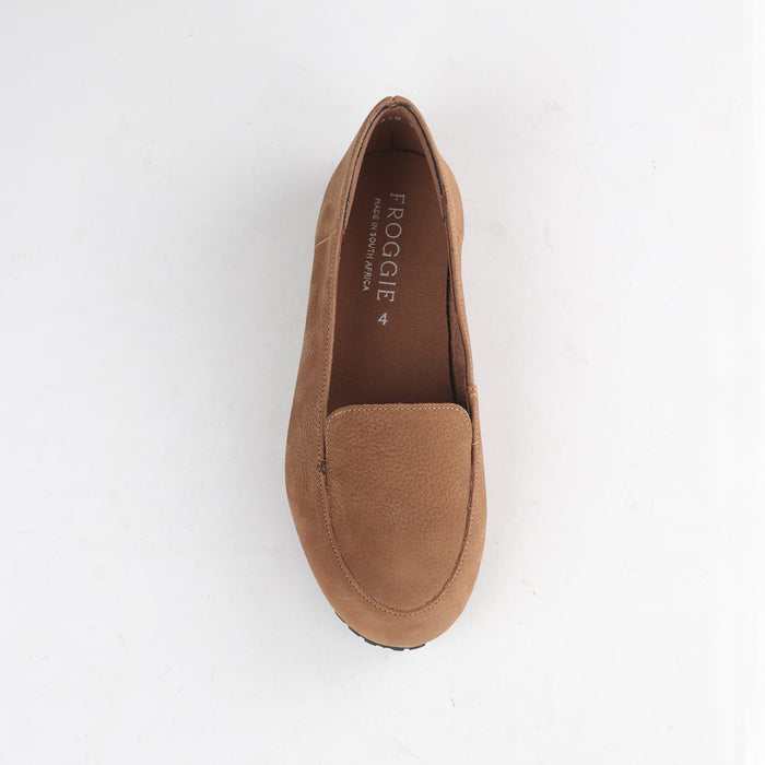 Factory Shop Froggie Women’s Loafer 13033 crafted in genuine tobacco leather with comfortable slip-on fit and timeless fashion look.