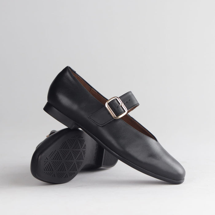 Froggie Shoes Shoes Froggie Women's Mary Jane Flat Court Shoe- Buckle Strap- Black leather - 13031