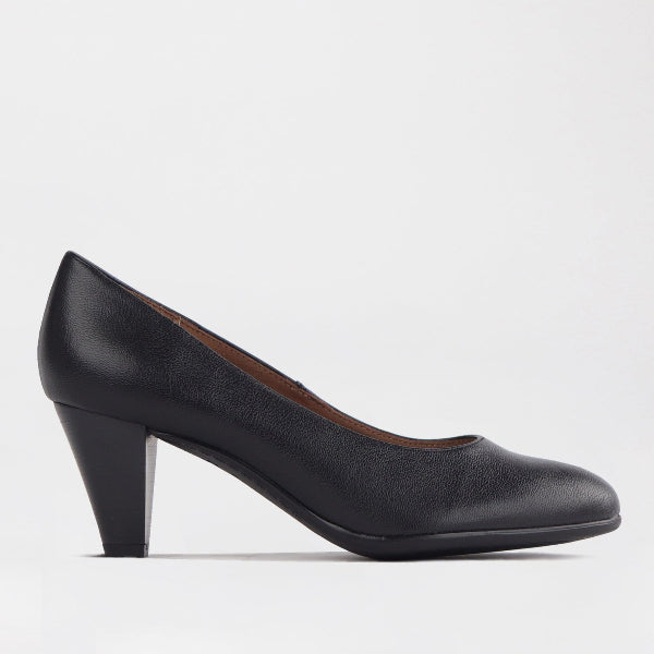 Froggie Mid Heel Court Shoe in Black - 12045 - single side.
