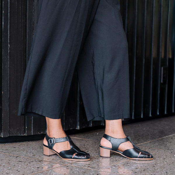 Froggie Shoes Women’s Mid Heel Fisherman Sandal - Black Leather-12993 - perfect shoes in leather