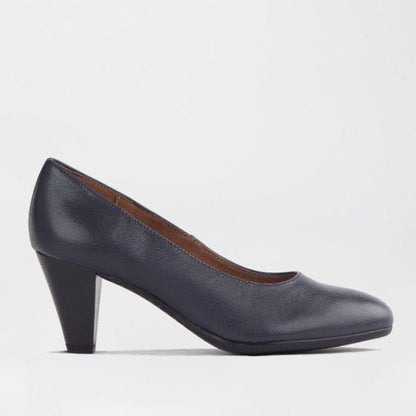Froggie Mid Heel Court Shoe in Navy - 12045 - single side.
