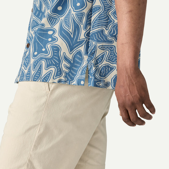 Patagonia - Men's Tidal Threads Camp Shirt - Bees and Flowers: Still Blue