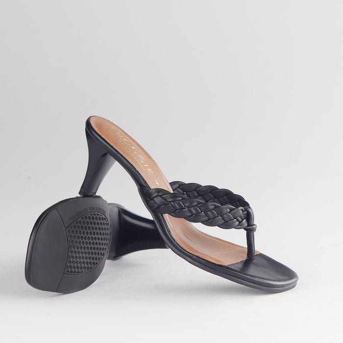 Froggie Shoes Sandals Froggie Women's Plaited Sandal- Black Leather -12969
