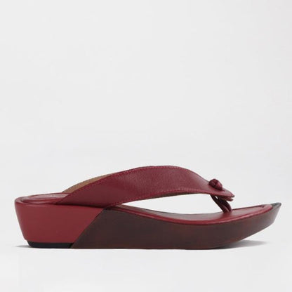 Froggie Rox Thong Sandal in Red - 10737 - single side.