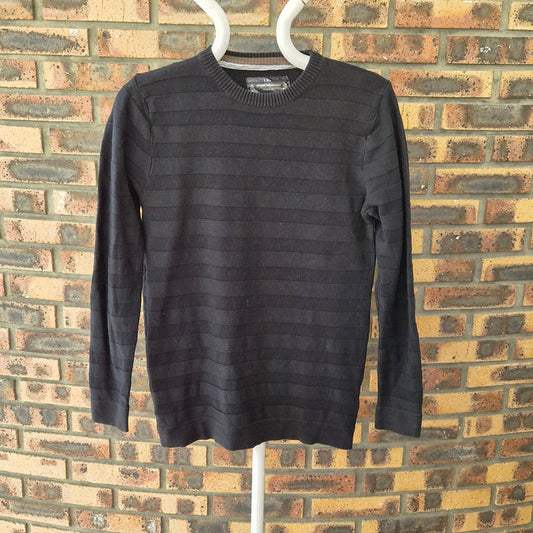 Pull Urban Behaviour noir rayé – L unisexe