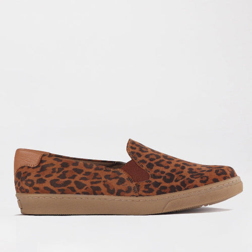 Froggie Slip-on Sneaker with Removable Footbed in Leopard - 12750 - single side.