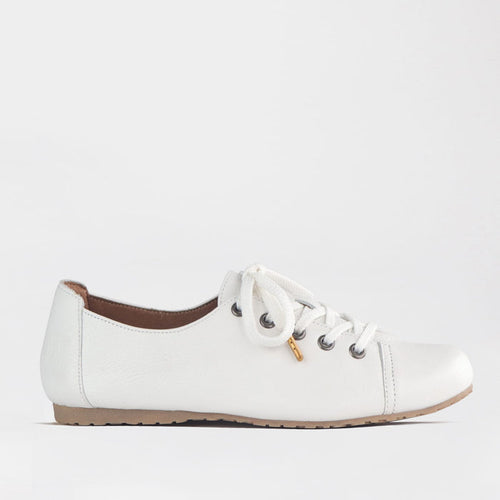 Factory Shop Shoes Froggie Women’s Sneaker- White Leather - 13032 - side.