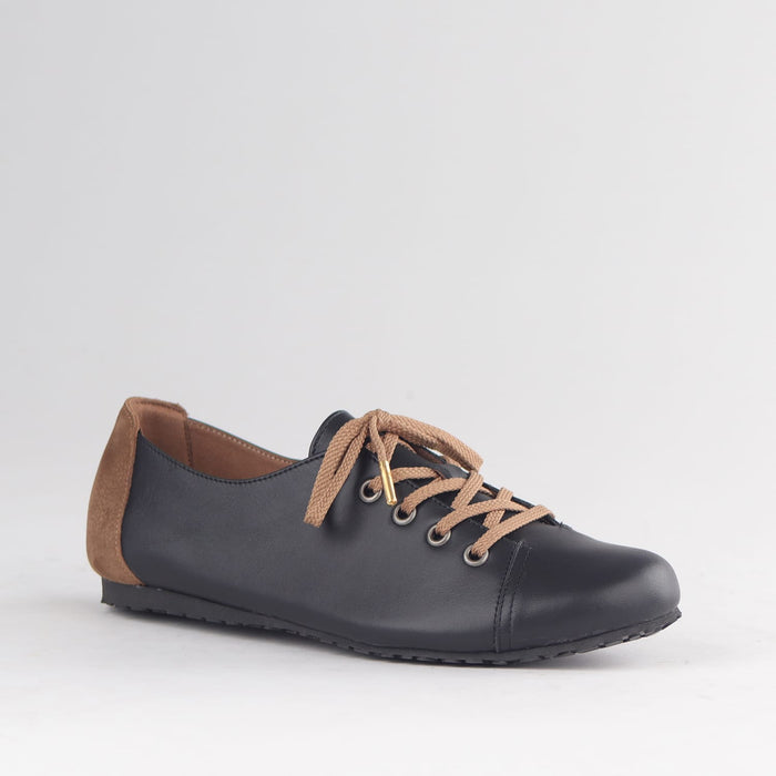 Factory Shop Shoes Froggie Women’s Sneaker- Black - 13032 - side angle.