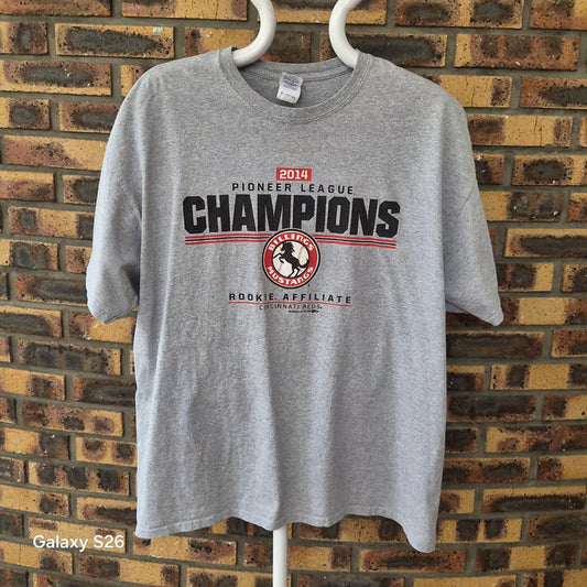 T-shirt Gildan Billings Mustangs Champions 2014 gris 2XL