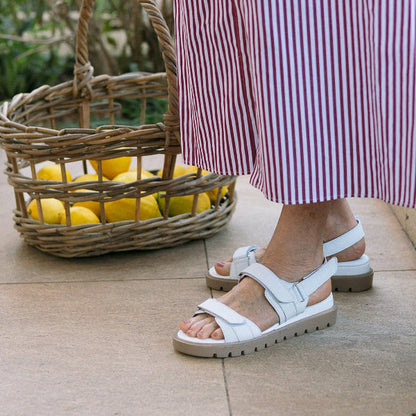 Froggie Triple Velcro straps Sandal in White - 12667 - close up.