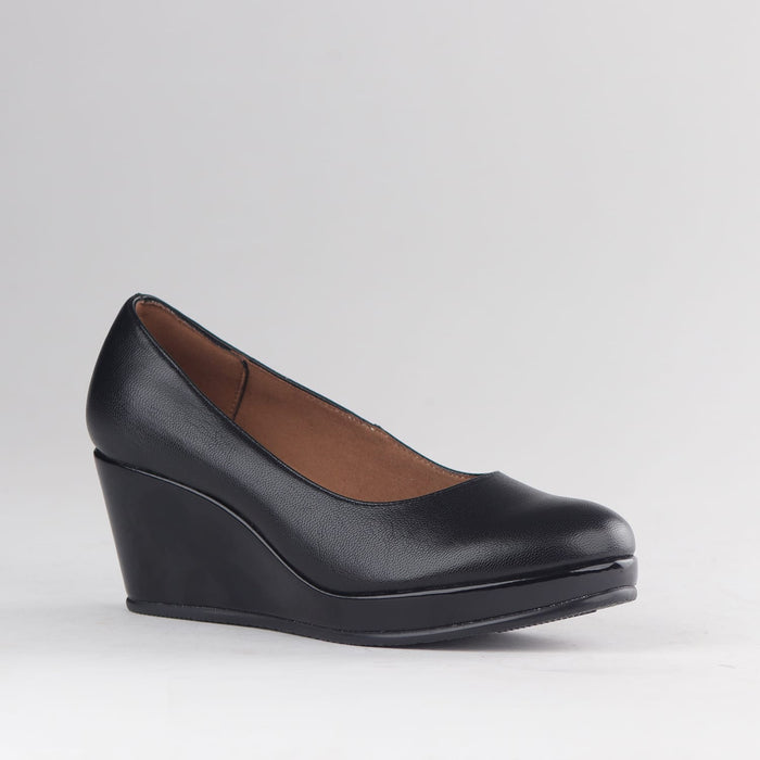 Froggie Women’s Wedge Pump- Black Leather and Patent Leather- 11168 - side angle.