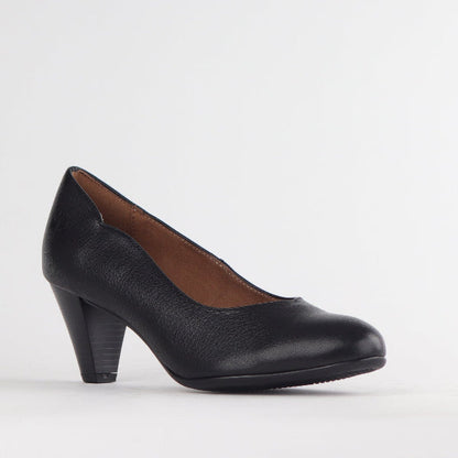 Froggie Wider Fit Mid Heel Court in Black - 10873 - side angle.