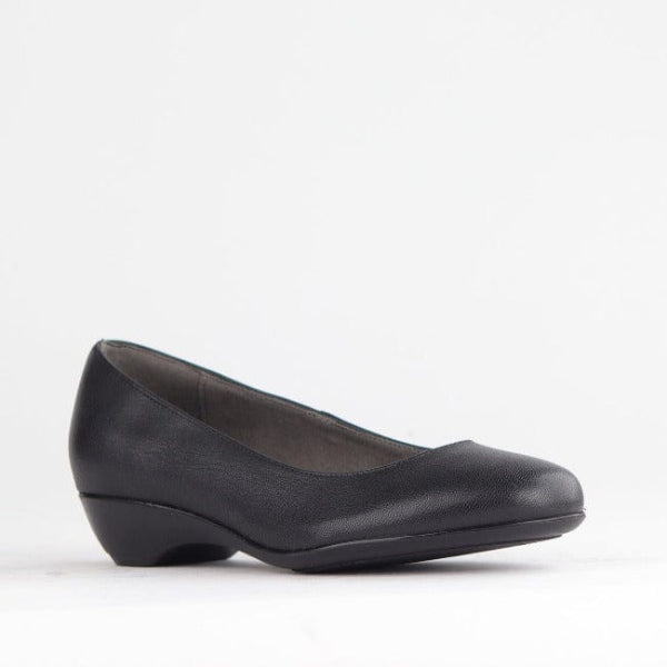 Froggie Wider Fit Court Shoe in Black - 10099 - side angle.