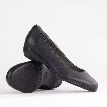Froggie Wider Fit Court Shoe in Black - 10099 - pair.
